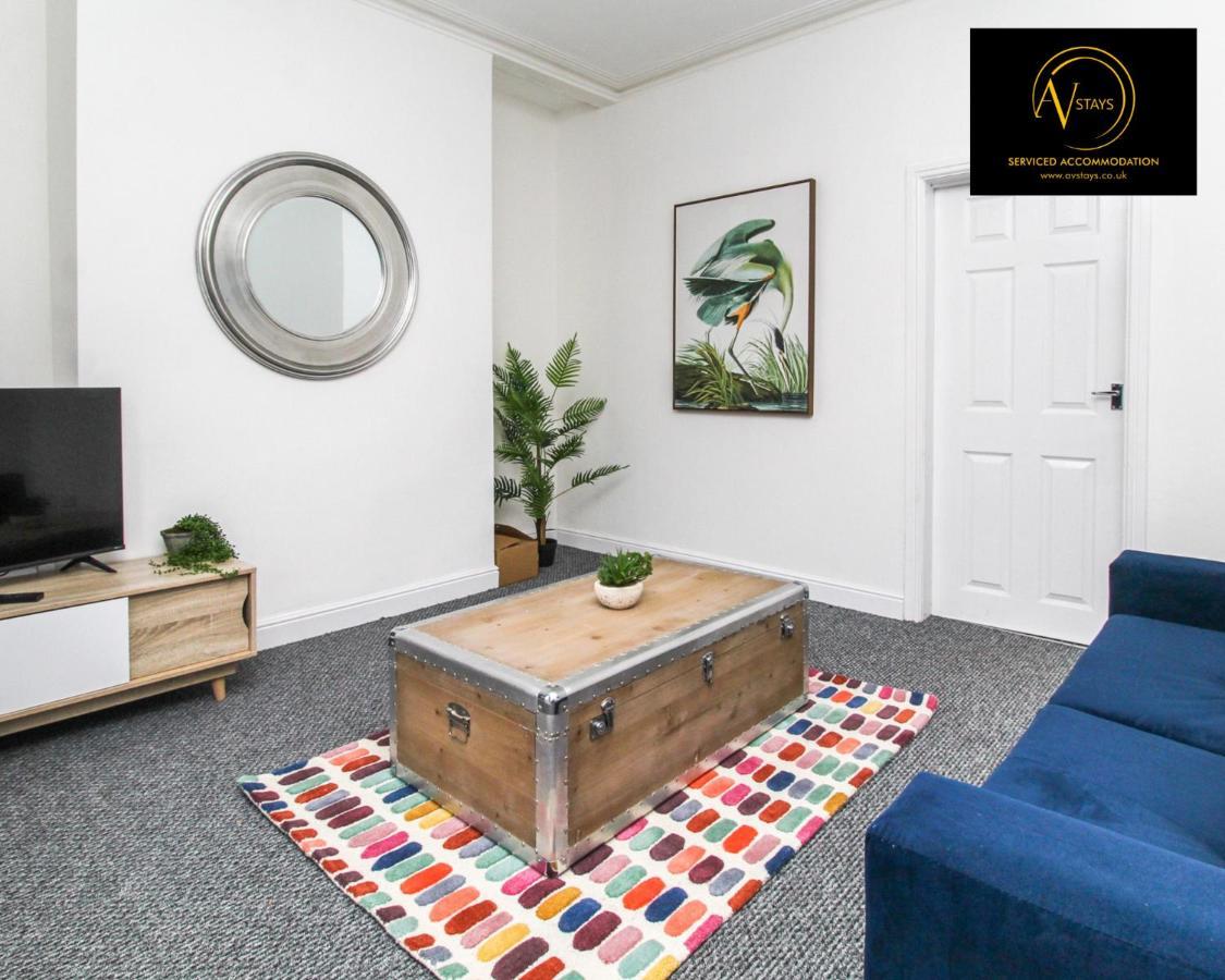 Modern House By Av Stays Short Lets & Serviced Accommodation St Helens St Helens  Buitenkant foto