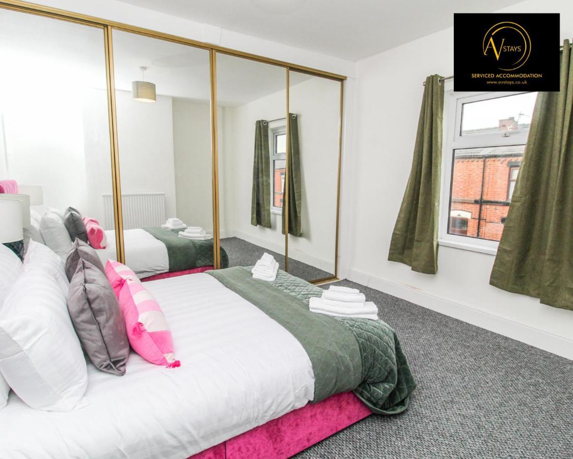 Modern House By Av Stays Short Lets & Serviced Accommodation St Helens St Helens  Buitenkant foto